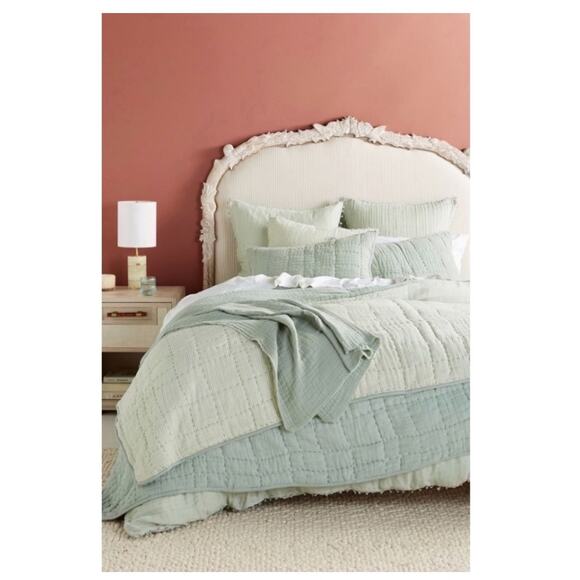 Anthropologie Gauze Throw Blanket in Mint. - Picture 2 of 5